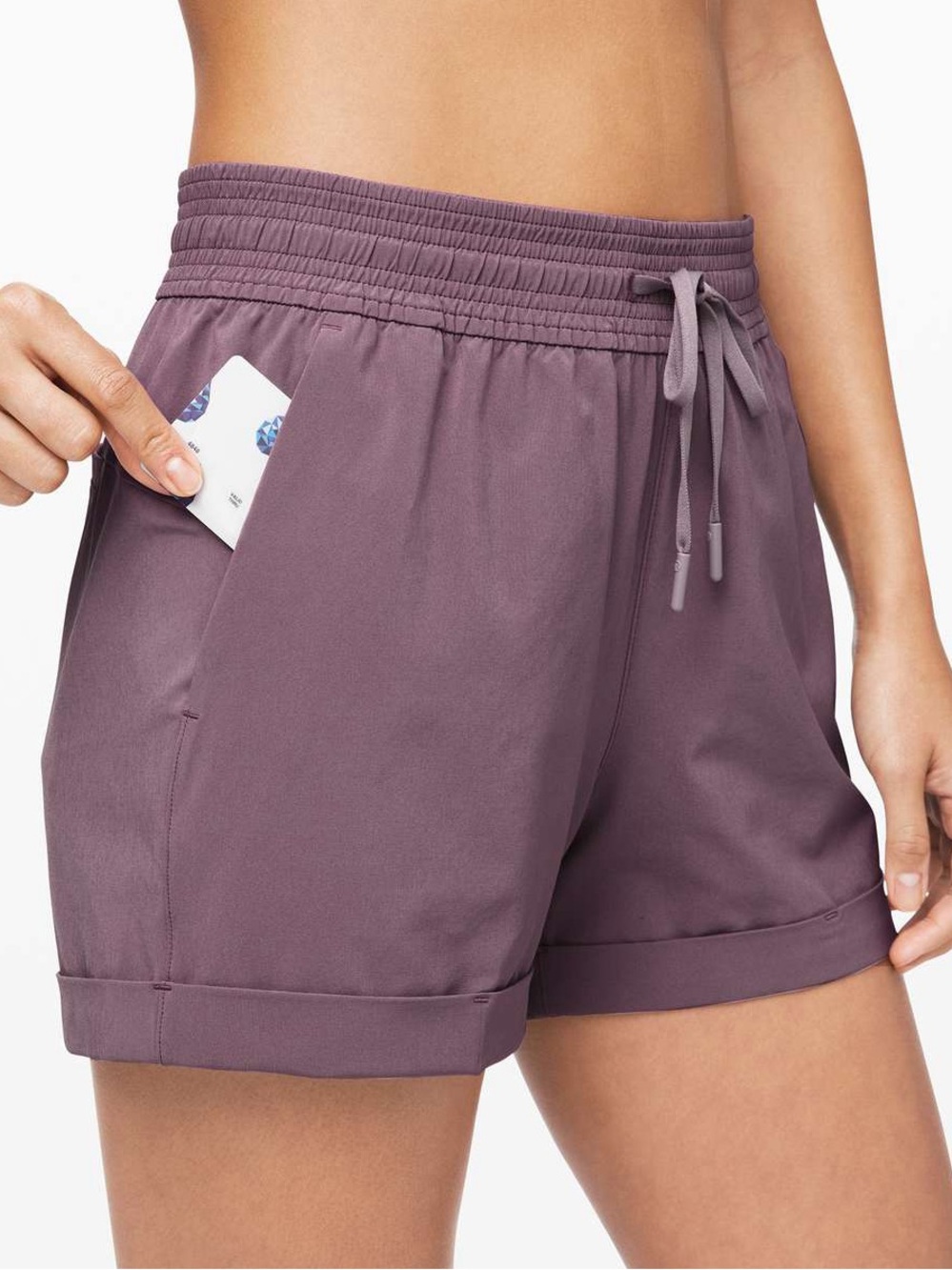 Lululemon Shorts Purple Size 2 Spring Break Away short